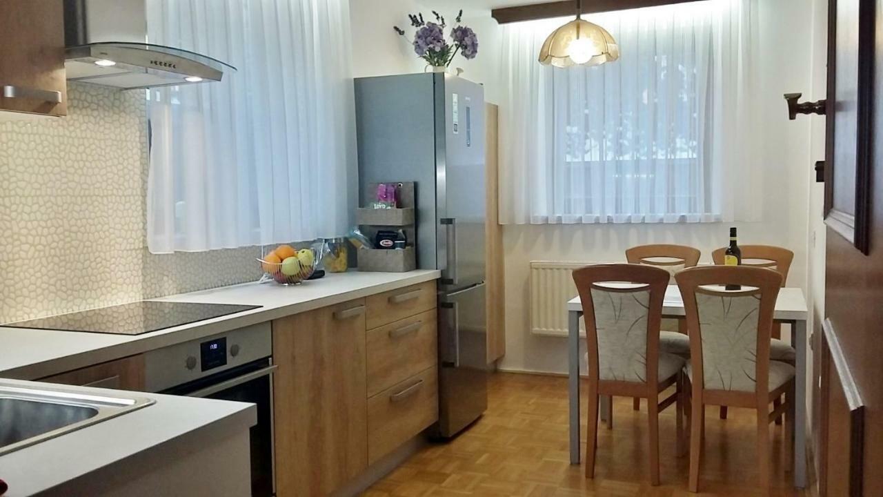 Matt'S Central Place Μπλεντ Δωμάτιο φωτογραφία